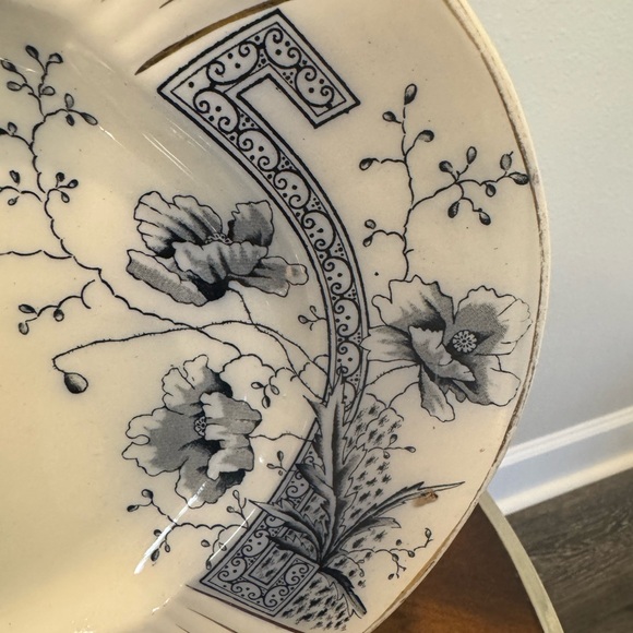 Antique CH & H Tunstall Windsor Blue Flow 17 1/2” Serving Platter - Picture 3 of 12